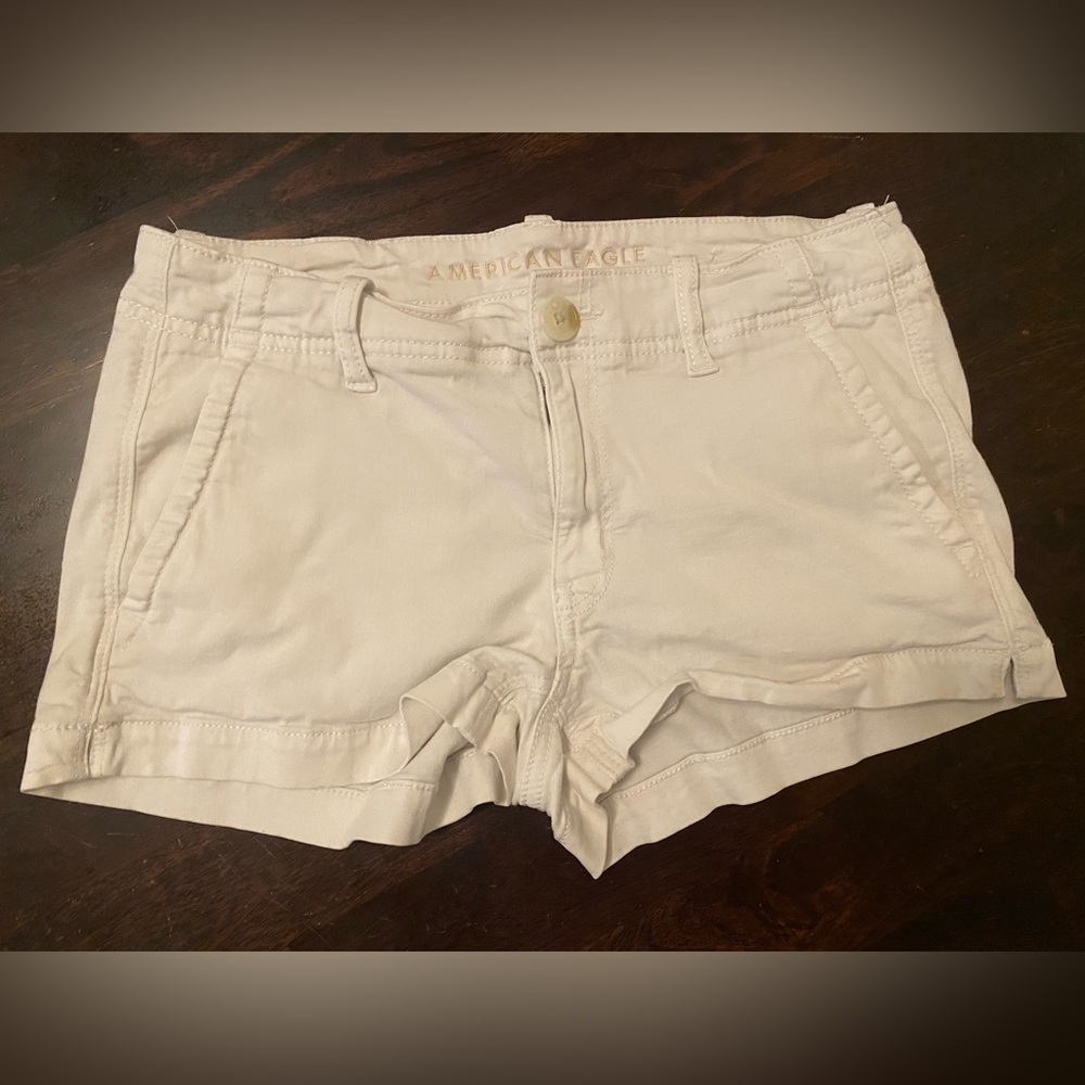 American Eagle Outfitters White Low Rise Shorts